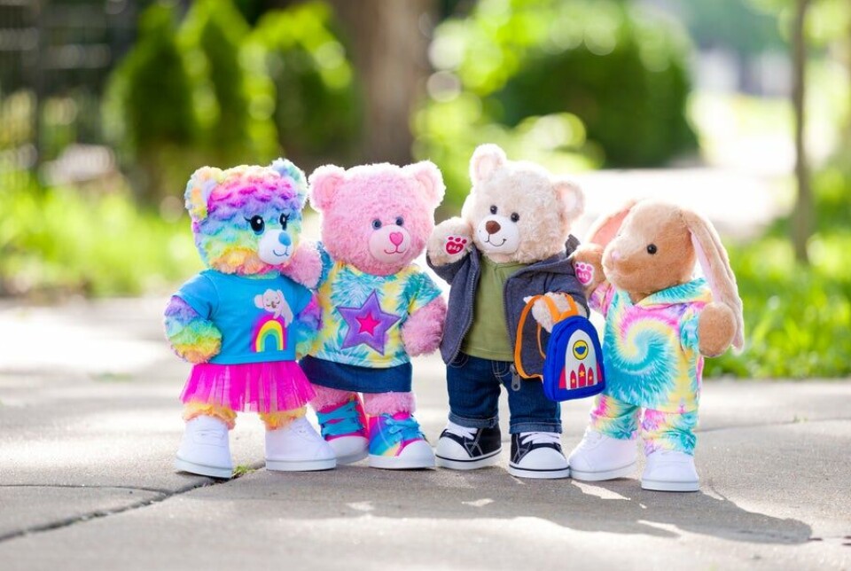 Hos Build-A-Bear Workshop kan barna bygge sin helt egen bamse. I oktober åpner tre nye butikker i Norge. Build-A-Bear Workshop, fargerike bamser