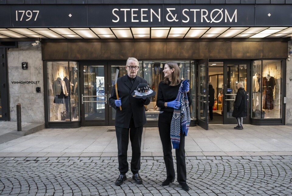 David Wilkinson, sjef for Steen & Strøm og markedssjef Kaia Kongsli, skal gjenskape de historiske dagene på Lillehammer i 1994. David Wilkinson, sjef for Steen & Strøm og markedssjef Kaia Kongsli, foran inngangen til Steen & Strøm