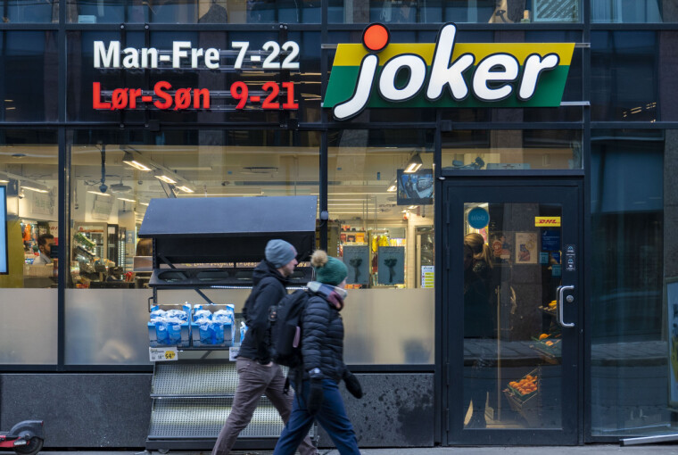 20 Joker-butikker på Østlandet har fått nye eiere etter at Lentusgruppen AS, som drev butikkene, gikk konkurs. Fasadebilde av Joker-butikk