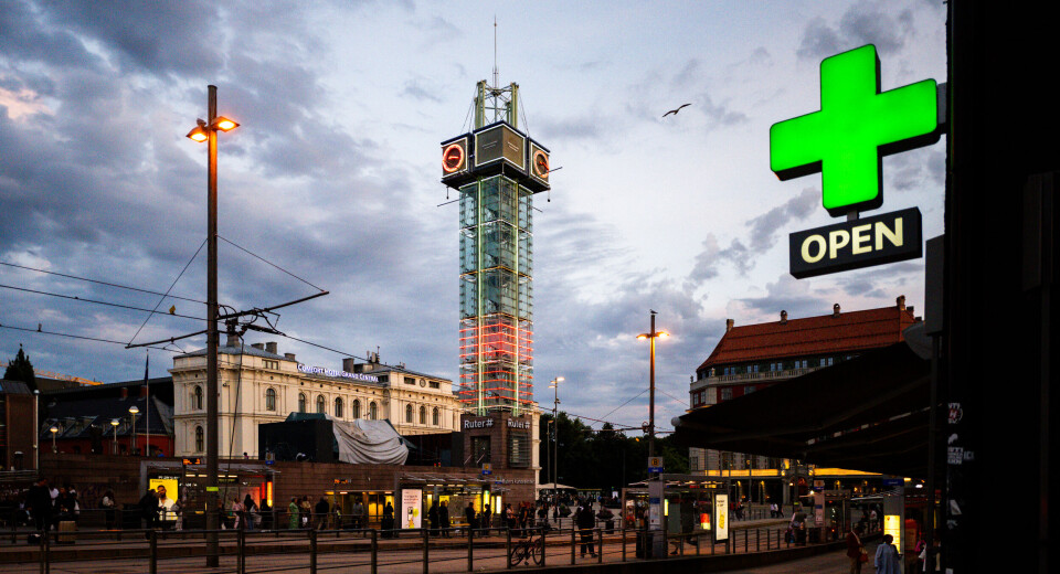 Trakassering, vold og trusler: Alarm om apotekansattes arbeidsmiljø