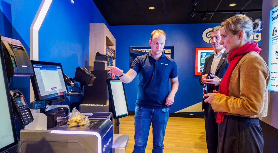Digitaliseringsministeren hos Strongpoint: – Norsk retailtech skal ligge i front internasjonalt