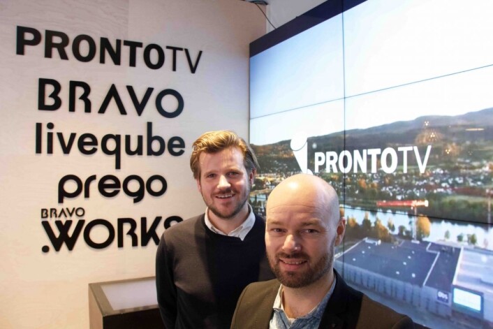 Marius Lysholm og Jørn Olsen i ProntoTV selger ikke bare skjermløsninger, men er også involvert i flere testprosjekter hvor effekten måles. Marius Lysholm og Jørn Olsen i ProntoTV selger ikke bare skjermløsninger, men er også involvert i flere testprosjekter hvor effekten måles.