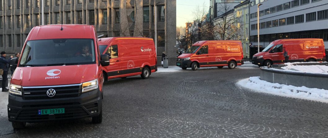 Disse elektriske varebilene fra Posten blir å se i juletrafikken i Oslo. (Foto: Aleksander Alnes/Posten)