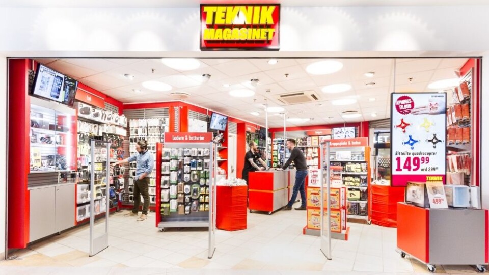 Teknikmagasinet begynner med reparasjoner av mobiler i Sverige, og plamlegger å utvide til resten av Norden etter sommerferien. Som hit til butikken på Tveita i Oslo.