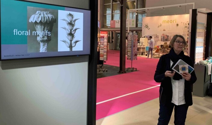 Claudia Herke i byrået Stilbüro bora.herke.palmisiano orienterte om trendene man kunne observere på Paperworld. Claudia Herke i byrået Stilbüro bora.herke.palmisiano orienterte om trendene man kunne observere på Paperworld.