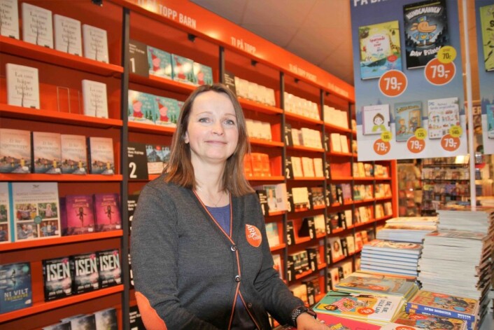 – Trønderne liker å lese bestselgere, og det går mye i krim her på City Syd, sier butikksjef Marianne Næss hos Ark bokhandel. – Trønderne liker å lese bestselgere, og det går mye i krim her på City Syd, sier butikksjef Marianne Næss hos Ark bokhandel.