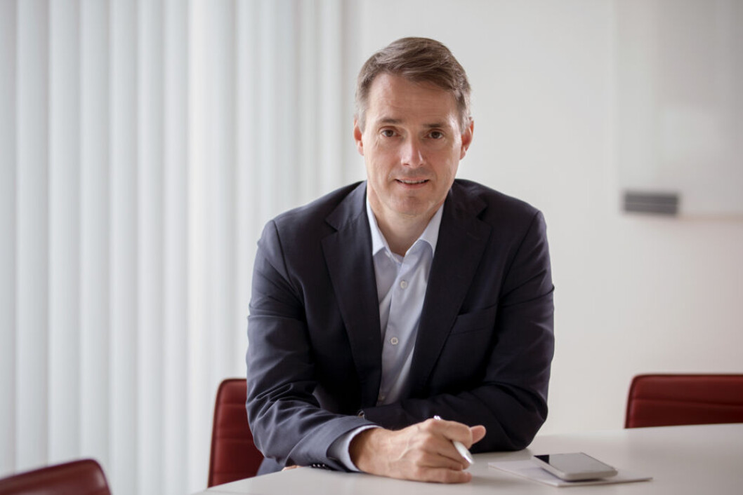 Ivar Horneland Kristensen: – Hele 8 av 10 jobber i dag i tjenestenæringen, og i 2060 vil det være 9 av 10. (Foto: Virke) Ivar Horneland Kristensen: – Hele 8 av 10 jobber i dag i tjenestenæringen, og i 2060 vil det være 9 av 10. (Foto: Virke)
