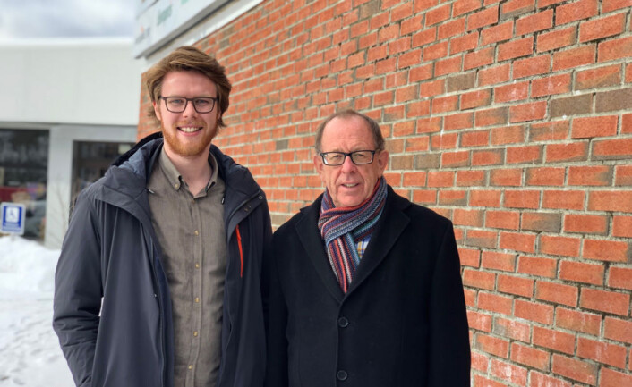 To generasjoner Løseth har nå profilert den nye kjøpesenterkjeden – junior Lars Ove (adm.dir.) og senior Lars (arbeidende styreformann). To generasjoner Løseth har nå profilert den nye kjøpesenterkjeden – junior Lars Ove (adm.dir.) og senior Lars (arbeidende styreformann).