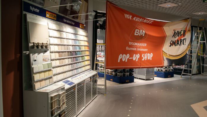 Ble avduket i Hunstadsenteret i går. (Foto: Byggmakker) Ble avduket i Hunstadsenteret i går. (Foto: Byggmakker)