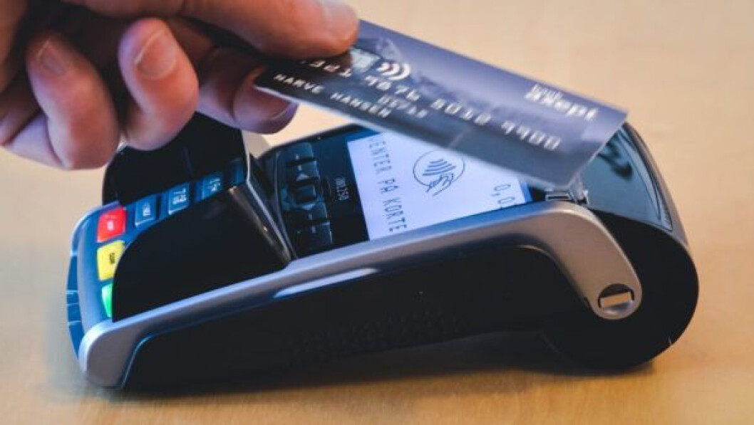 80 prosent av BankAxept-transaksjoner er under 400 kr, sier Hanne Kjærnes i Vipps til Dinero.no om at BankAxept nå øker PIN-grensen for kontaktløse betalinger fra 200 til 400 kroner. (Foto: BankAxept) 80 prosent av BankAxept-transaksjoner er under 400 kr, sier Hanne Kjærnes i Vipps til Dinero.no om at BankAxept nå øker PIN-grensen for kontaktløse betalinger fra 200 til 400 kroner. (Foto: BankAxept)