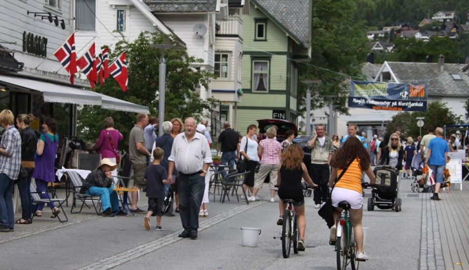 Foto: Sommarshopping på Nordfjordeid