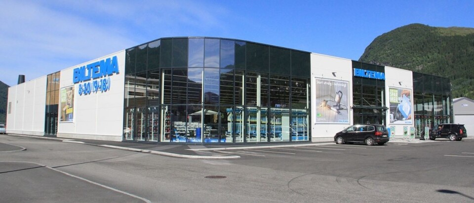 Biltema Nordfjordeid, som åpnet i februar i fjor, er med sine 3.200 kvadratmeter gulvareal og nærmere 20.000 produktvarianter den største butikken i Nordfjordeid.