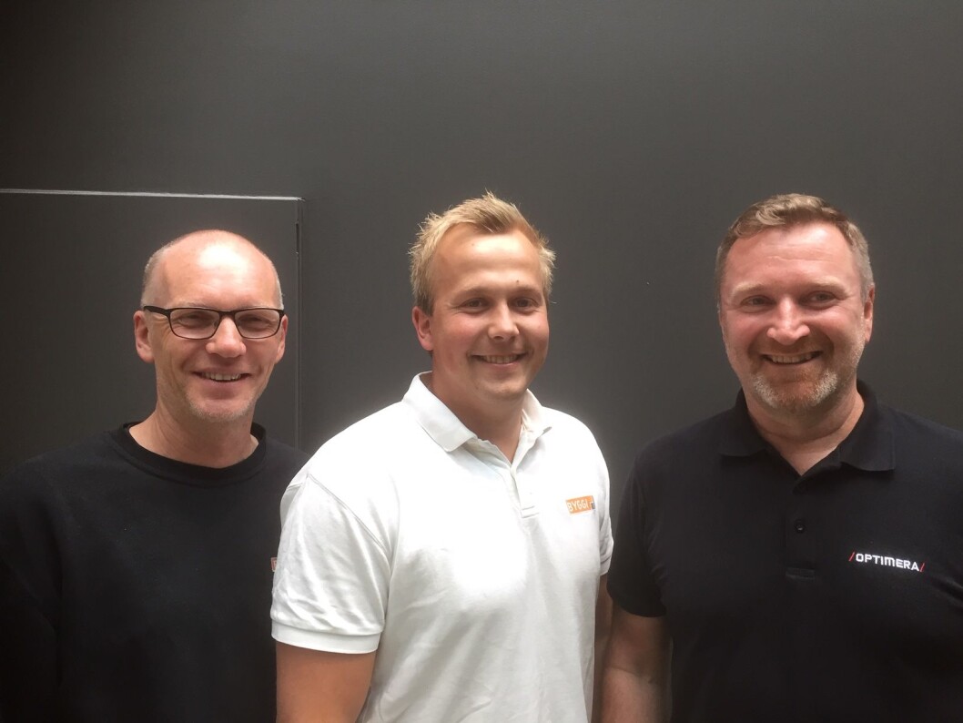 Legger opp til videreutvikling i sør. F.v. Torstein Jortveit, Glenn Olsen, daglig leder Byggi Randesund og Hans Olav Wetrhus. (Foto: Optimera) Legger opp til videreutvikling i sør. F.v. Torstein Jortveit, Glenn Olsen, daglig leder Byggi Randesund og Hans Olav Wetrhus. (Foto: Optimera)