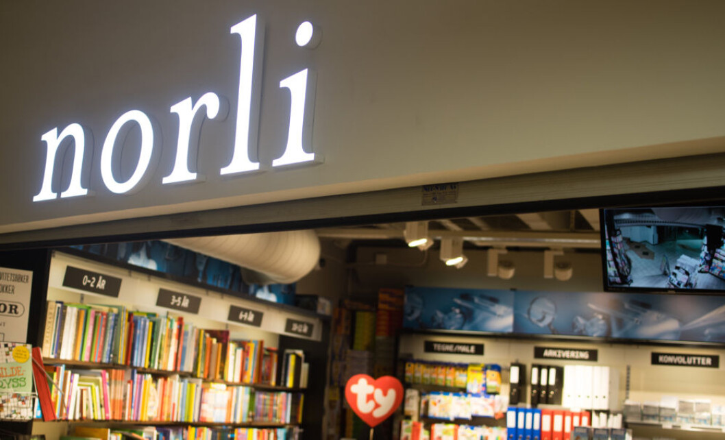 Norli-kjeden, med bl.a. Norli Sogndal (bildet), vokser kraftig når 45 Libris-profilerte butikker nå kommer til. (Foto: Bjørn Erik Pedersen/Wikipedia Creative Commons) Norli-kjeden, med bl.a. Norli Sogndal (bildet), vokser kraftig når 45 Libris-profilerte butikker nå kommer til. (Foto: Bjørn Erik Pedersen/Wikipedia Creative Commons)