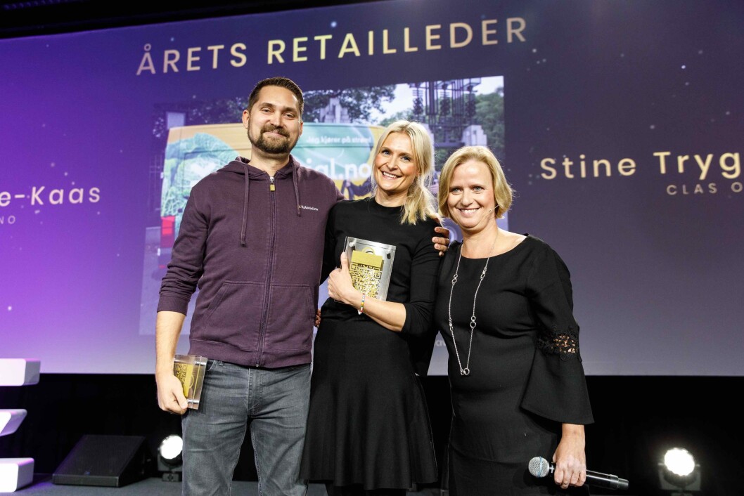 Årets retailledere: Karl Munthe-Kaas, Stine Trygg-Hauger og juryleder Grete Lekven fra DNB. Foto: Kilian Munch. Årets retailledere: Karl Munthe-Kaas, Stine Trygg-Hauger og juryleder Grete Lekven fra DNB. Foto: Kilian Munch.