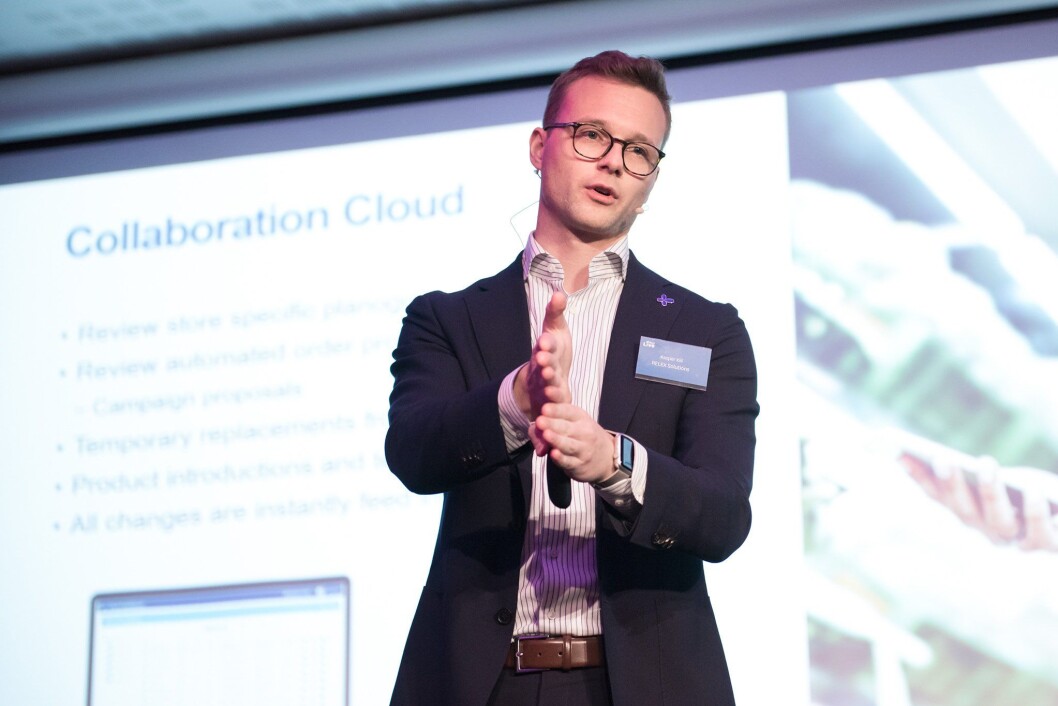Kasper Kiil, Project Manager i RELEX, ga deltakerne et innblikk i hvordan Coop Danmark bruker RELEX som planleggings- og optimeringsverktøy. Kasper Kiil, Project Manager i RELEX, ga deltakerne et innblikk i hvordan Coop Danmark bruker RELEX som planleggings- og optimeringsverktøy.