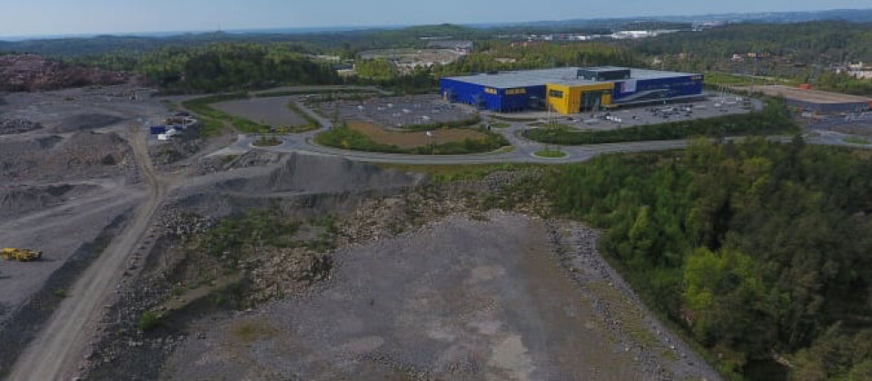 Posten planlegger å bygge ny terminal på denne tomten i Lillesand kommune. (Foto: Posten)