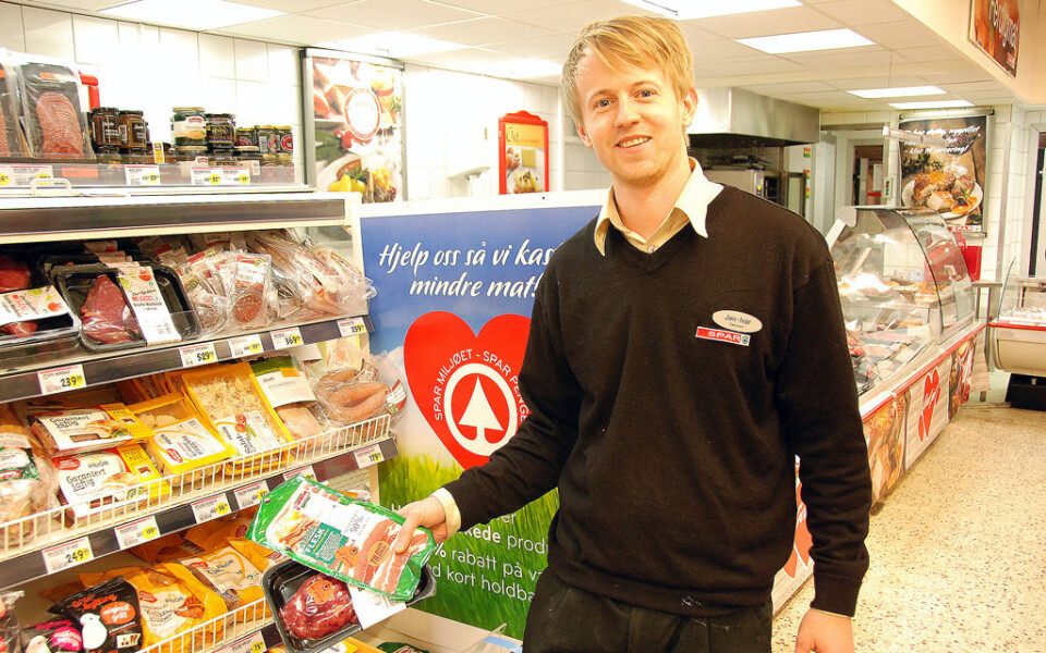 MINDRE SVINNE: Kjøpmann Jan-Ivar Florentz ved Spar Nordstrand i Oslo har kjørt prosjektet siden i høst. Foto: NorgesGruppen