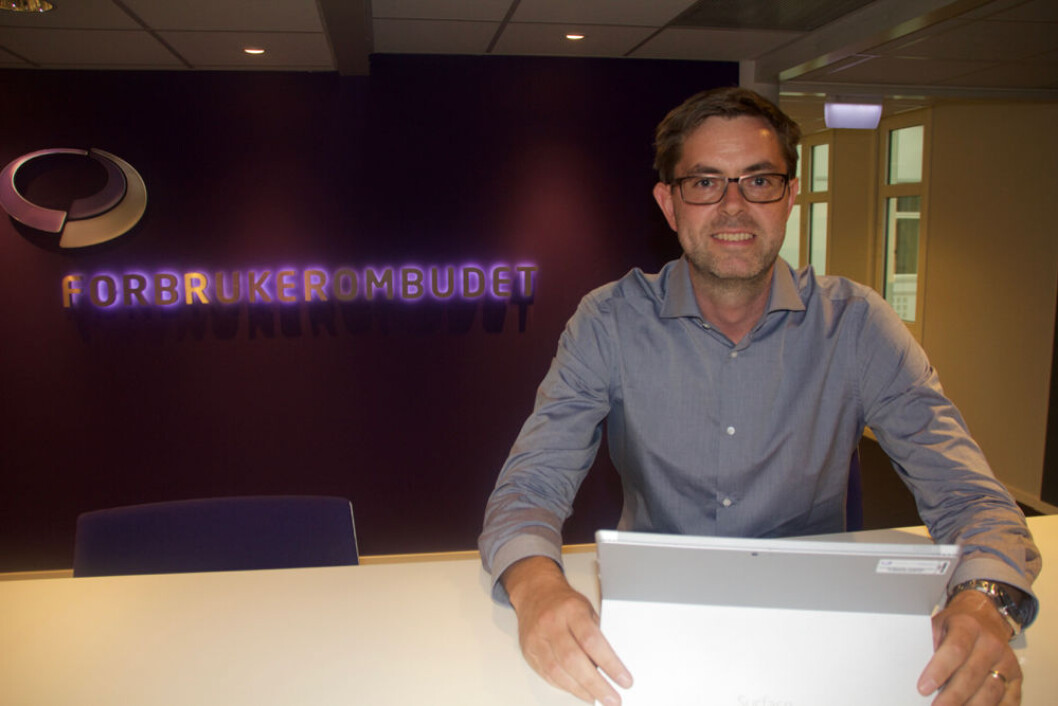 Frode Elton Haug hos Forbrukerombudet påser at norske nettbutikker følger regelverket og at forbrukerne beskyttes mot useriøse aktører og rene svindlere. Frode Elton Haug hos Forbrukerombudet påser at norske nettbutikker følger regelverket og at forbrukerne beskyttes mot useriøse aktører og rene svindlere.