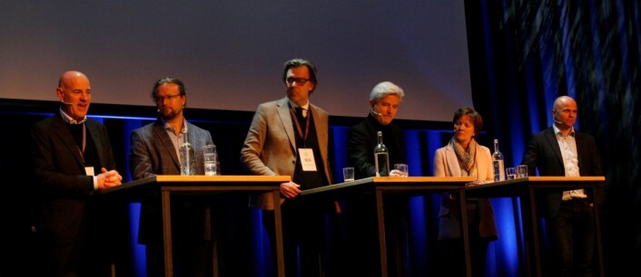 Panelet: Fra v. Bror William Stende, Jon Lyngra, Expert, Øystein Aurlien, Johan Storvik, Unni Merethe Aasgaard, og Ådne Søndrål, Norwegian Outlet. (Foto: Ove Hansrud) Panelet: Fra v. Bror William Stende, Jon Lyngra, Expert, Øystein Aurlien, Johan Storvik, Unni Merethe Aasgaard, og Ådne Søndrål, Norwegian Outlet. (Foto: Ove Hansrud)