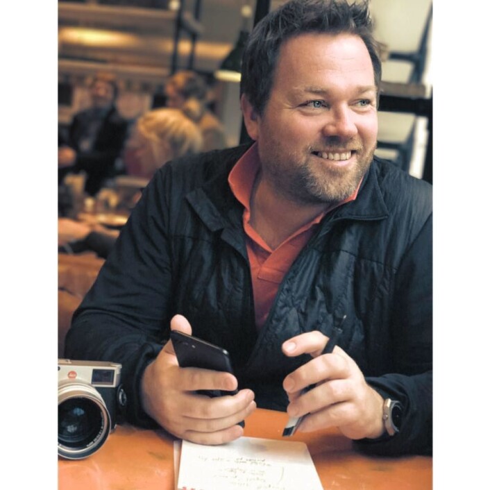 Olav Mellingsæter er en rutinert rådgiver og produsent innen digital markedsføring. Olav Mellingsæter er en rutinert rådgiver og produsent innen digital markedsføring.