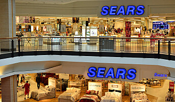 Macy’s og Sears stenger butikker