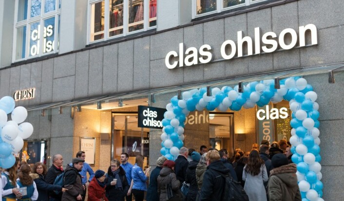 Det var folksomt under gårsdagens åpning av butikken i Spitalerstrasse i Hamburg. (Foto: Clas Ohlson)
