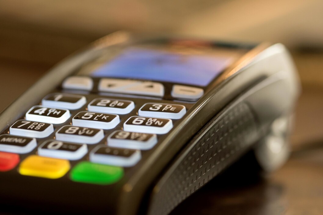 MANGE KJØP: 135,4 millioner ganger ble kortet dratt i butikken i februar. Foto: Yayimages.com MANGE KJØP: 135,4 millioner ganger ble kortet dratt i butikken i februar. Foto: Yayimages.com