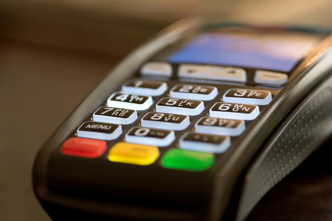 HANDLET FOR MER: Nordmenn brukte betalingskort for 50,3 milliarder kroner i mars. Foto: Yayimages.com HANDLET FOR MER: Nordmenn brukte betalingskort for 50,3 milliarder kroner i mars. Foto: Yayimages.com