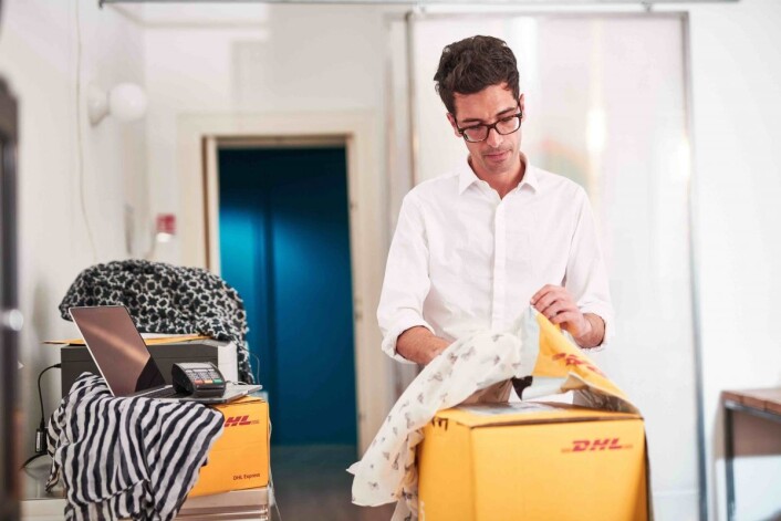 Økt netthandel bidrar til vekst for DHL. Økt netthandel bidrar til vekst for DHL.