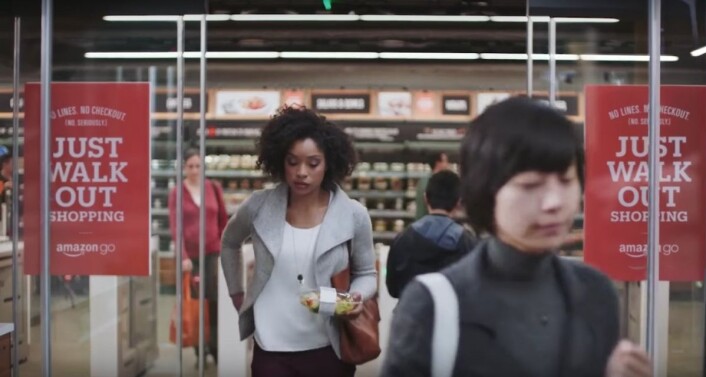 Den nye og revolusjonerende convenience store – Amazon Og, butikken uten kasseapparat – som utprøves av Amazon i Seattle, kommer nå også i to nye amerikanske byer. (Foto: Amazon.com) Den nye og revolusjonerende convenience store – Amazon Og, butikken uten kasseapparat – som utprøves av Amazon i Seattle, kommer nå også i to nye amerikanske byer. (Foto: Amazon.com)