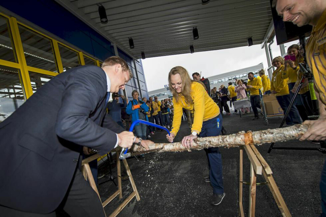 IKEAs første service & pick-up pointsenter åpnet i Tromsø 4. Juni 2015.  Nå er det over og ut. (Foto: IKEA)