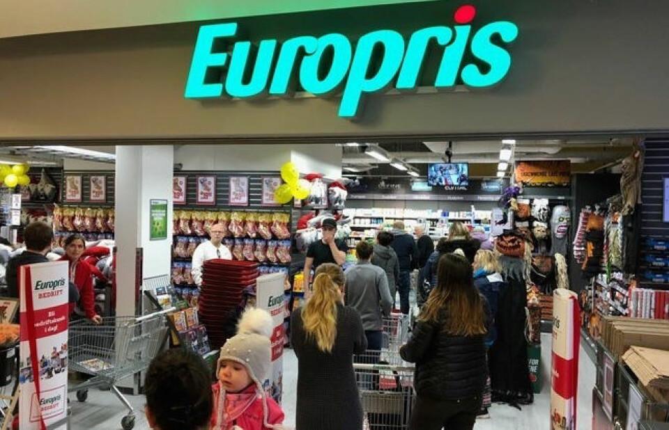 Fullt trøkk da Europris-butikk nr. 257 helt nylig åpnet på Nannestad Torg. (Foto: Europris)
