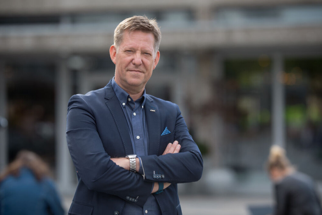 Torstein Schroeder har med umiddelbar virkning fratrådt rollen som bransjedirektør for Virke KBS. Torstein Schroeder har med umiddelbar virkning fratrådt rollen som bransjedirektør for Virke KBS.