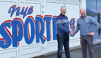 Per Arne Tollefsbøl fra Nye Sporten og Lasse Ellingsen fra Kongssenteret er enige om å satse på sport og faghandel. Per Arne Tollefsbøl fra Nye Sporten og Lasse Ellingsen fra Kongssenteret er enige om å satse på sport og faghandel.