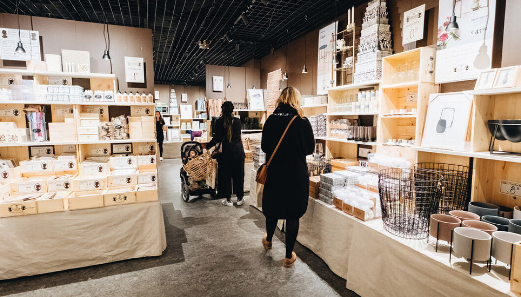 Nettsortimentet vil bli tilført nyheter hver uke, i likhet med de fysiske butikkene. Nettsortimentet vil bli tilført nyheter hver uke, i likhet med de fysiske butikkene.