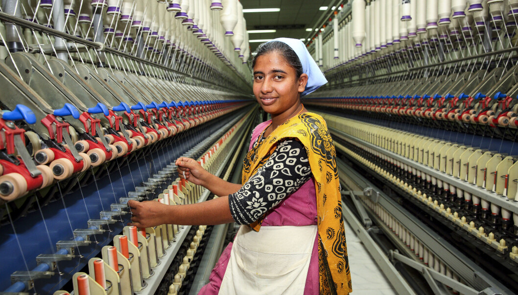 Vinneren H&M opplyser på hm.com blant annet hvilken fabrikk plaggene er produsert på og hvor mange ansatte det er på fabrikken. Ill. foto fra fabrikk i Bangladesh. Vinneren H&M opplyser på hm.com blant annet hvilken fabrikk plaggene er produsert på og hvor mange ansatte det er på fabrikken. Ill. foto fra fabrikk i Bangladesh.