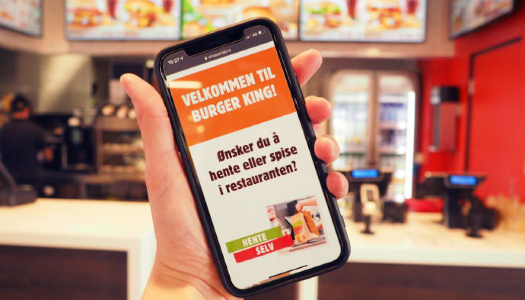 På forsiden velger kunden om han vil hente maten selv for take away, eller spise i restaurant. På forsiden velger kunden om han vil hente maten selv for take away, eller spise i restaurant.