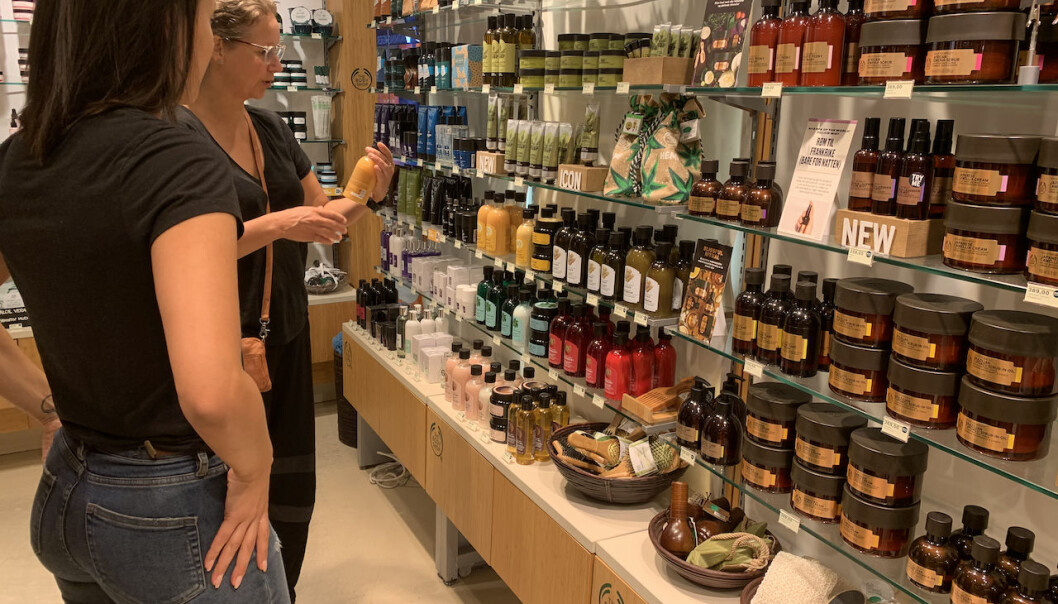 Shoppingen stiger betraktelig i Norge for annen måned på rad. Shoppingen stiger betraktelig i Norge for annen måned på rad.