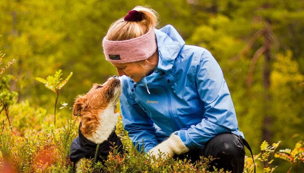 TUR ER TERAPI: Une Cecilie Oksvold (28) vil at flere skal oppleve friluftslivets terapeutiske effekt. Nå blir hun ambassadør for Bergans. TUR ER TERAPI: Une Cecilie Oksvold (28) vil at flere skal oppleve friluftslivets terapeutiske effekt. Nå blir hun ambassadør for Bergans.