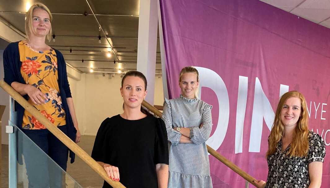 DEICHMAN TIL LINDERUD SENTER: Ragnhild Olaussen, seksjonssjef samfunnsutvikling i Bydel Bjerke, Marianne Thoresen-Larsen, senterleder på Linderud Senter, Henriette Mork, leasing manager i Citycon og Ragnhild Stuler, seksjonssjef på Deichman Bjerke. DEICHMAN TIL LINDERUD SENTER: Ragnhild Olaussen, seksjonssjef samfunnsutvikling i Bydel Bjerke, Marianne Thoresen-Larsen, senterleder på Linderud Senter, Henriette Mork, leasing manager i Citycon og Ragnhild Stuler, seksjonssjef på Deichman Bjerke.