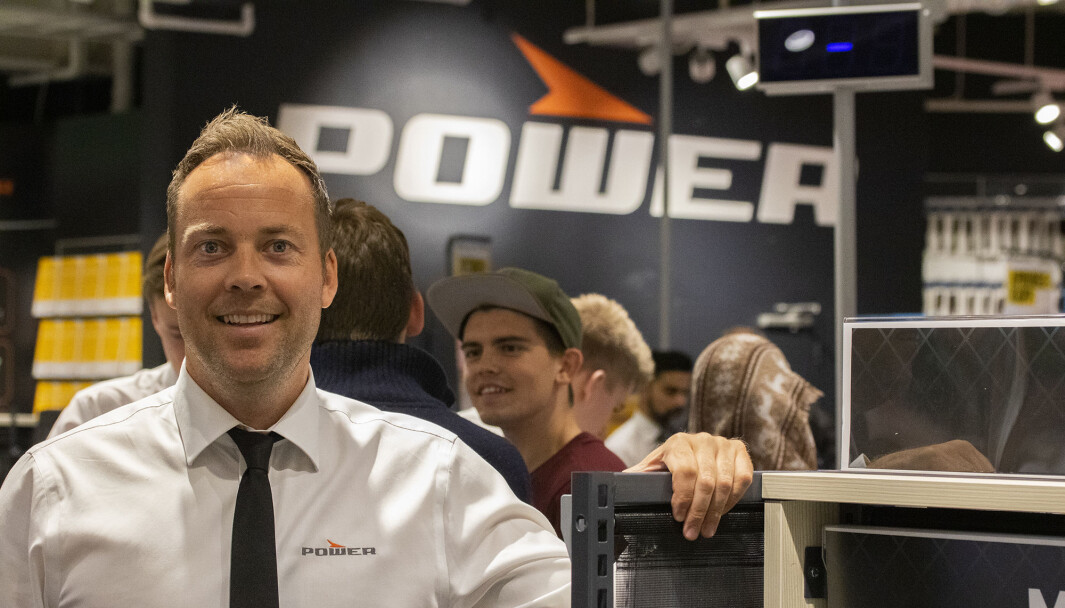 – Vi jobber intenst for å rekruttere nye franchisetakere til å ta hånd om lokalmarkeder vi ennå ikke har fullgod dekning på, sier Anders Nilsen, adm. dir. i Power. – Vi jobber intenst for å rekruttere nye franchisetakere til å ta hånd om lokalmarkeder vi ennå ikke har fullgod dekning på, sier Anders Nilsen, adm. dir. i Power.