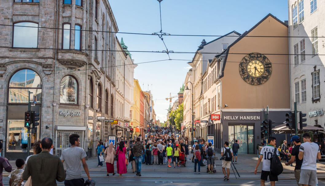 Ill. foto fra Karl Johans gate i Oslo. Ill. foto fra Karl Johans gate i Oslo.