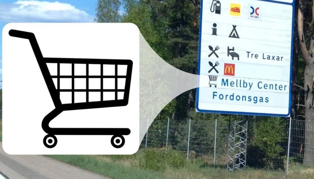 Bildet med kjøpesentersymbol ved veien i Sverige, som handelsforeningen brukte i forslaget de fremmet i 2014, og som vant igjennom etter seks år. Bildet med kjøpesentersymbol ved veien i Sverige, som handelsforeningen brukte i forslaget de fremmet i 2014, og som vant igjennom etter seks år.
