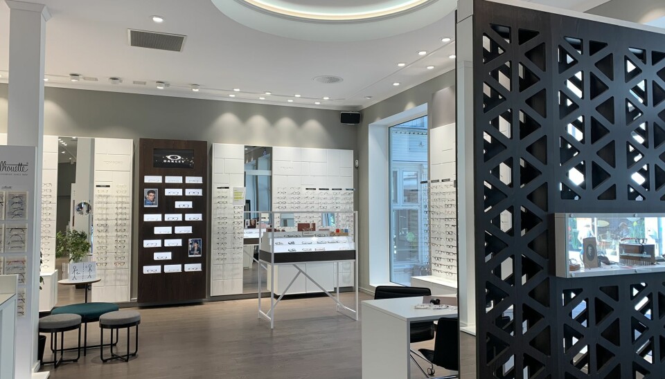 Optikerbutikk omgjort med et gjennomtenkt og solid konsept, med tilrettelegging for lokale tilpasninger.