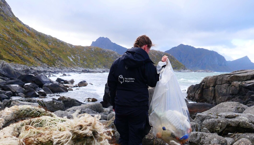 Clas Ohlson vil bidra til å løse plastens miljøproblemer. Clas Ohlson vil bidra til å løse plastens miljøproblemer.