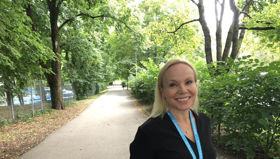 – Det er gledelig at butikker nå både i og utenfor kjøpesentre og uavhengig av størrelse kan ha åpent så fremt det ikke er i en kommune definert med særlig høyt tiltaksnivå, sier Linda Vist, bransjedirektør for Handel i NHO Service og Handel. – Det er gledelig at butikker nå både i og utenfor kjøpesentre og uavhengig av størrelse kan ha åpent så fremt det ikke er i en kommune definert med særlig høyt tiltaksnivå, sier Linda Vist, bransjedirektør for Handel i NHO Service og Handel.