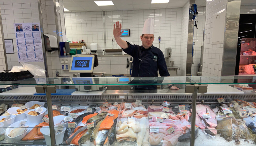 Den nye fiskedisken er ferskvarekokk Kokk Jahn Inge Rindal veldig glad for. Den nye fiskedisken er ferskvarekokk Kokk Jahn Inge Rindal veldig glad for.