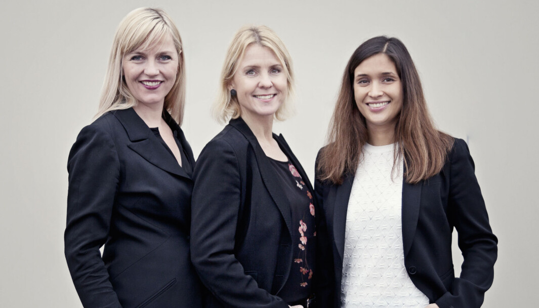 Senterlederne i OBOS Silje Nordgård Aspen (Lambertseter og Holmlia), Mona Bråten (Tveita og Sandaker) og Pauline Johansen (Manglerud og Oppsal) mener at sentrene er godt nok rustet til å håndtere smittevern til tross for endringer i smittesituasjon. Bildet er tatt før pandemien. Senterlederne i OBOS Silje Nordgård Aspen (Lambertseter og Holmlia), Mona Bråten (Tveita og Sandaker) og Pauline Johansen (Manglerud og Oppsal) mener at sentrene er godt nok rustet til å håndtere smittevern til tross for endringer i smittesituasjon. Bildet er tatt før pandemien.
