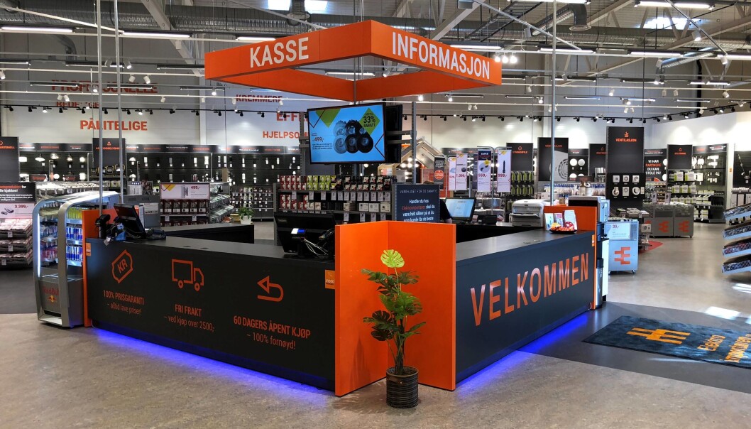 Mye av suksessen for Elektroimportøren skyldes en vellykket omnikanal-strategi. Mye av suksessen for Elektroimportøren skyldes en vellykket omnikanal-strategi.